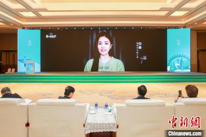 常州籍演員白鹿擔綱常州文旅大使，為家鄉(xiāng)傾情打CALL?！√凭?攝