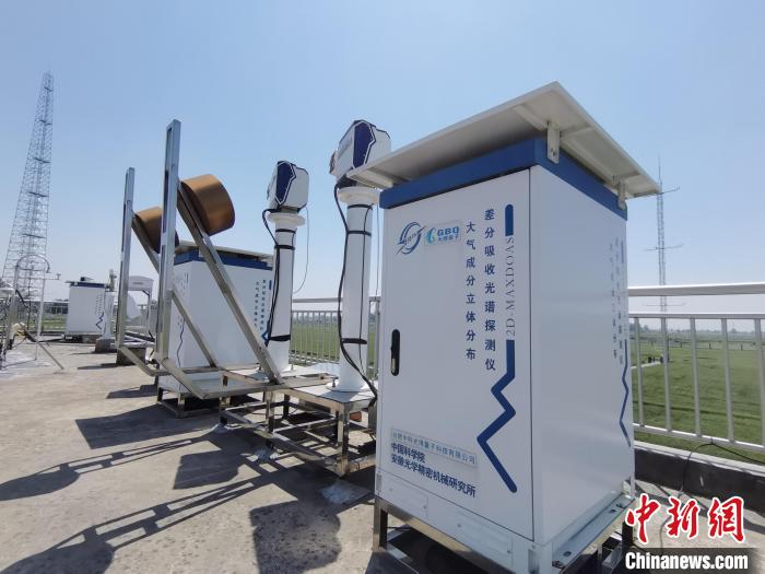 壽縣國(guó)家氣候觀象臺(tái)內(nèi)各種觀測(cè)設(shè)備?！侨?攝