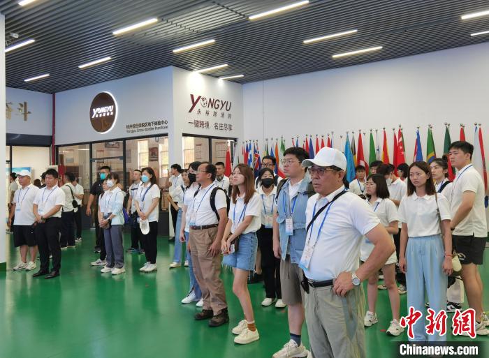 臺(tái)灣青年參訪(fǎng)浙江?！□U夢(mèng)妮 攝