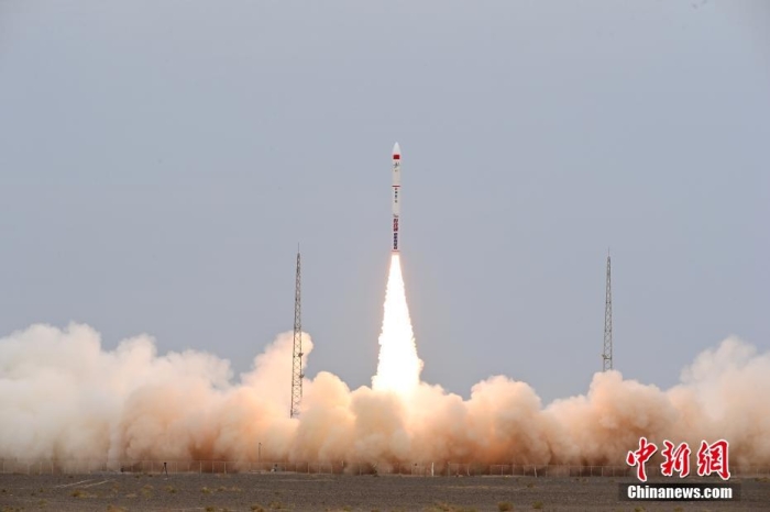 北京時間2023年8月10日12時03分，谷神星一號遙七運(yùn)載火箭在我國酒泉衛(wèi)星發(fā)射中心成功發(fā)射升空，將搭載的西光壹號01星等7顆衛(wèi)星順利送入預(yù)定軌道，發(fā)射任務(wù)獲得圓滿成功。此次任務(wù)是谷神星一號運(yùn)載火箭第7次飛行。汪江波 攝