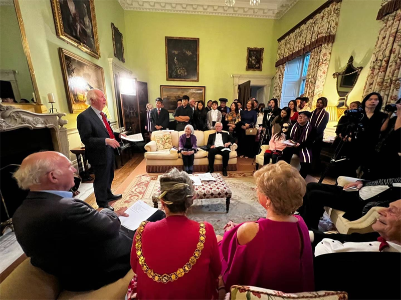 藝術(shù)節(jié)舉辦的人文交流活動。主辦方供圖