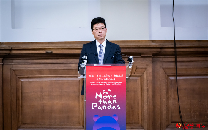 中國駐英國大使館公使趙飛致辭。人民網(wǎng) 郭錦標攝