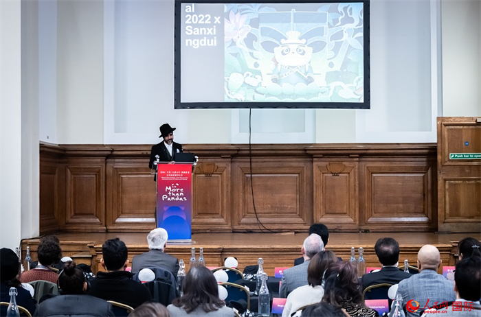 城市建筑與文化創(chuàng)意設(shè)計師卡姆·帕尼薩講述他和四川的故事。人民網(wǎng) 郭錦標攝