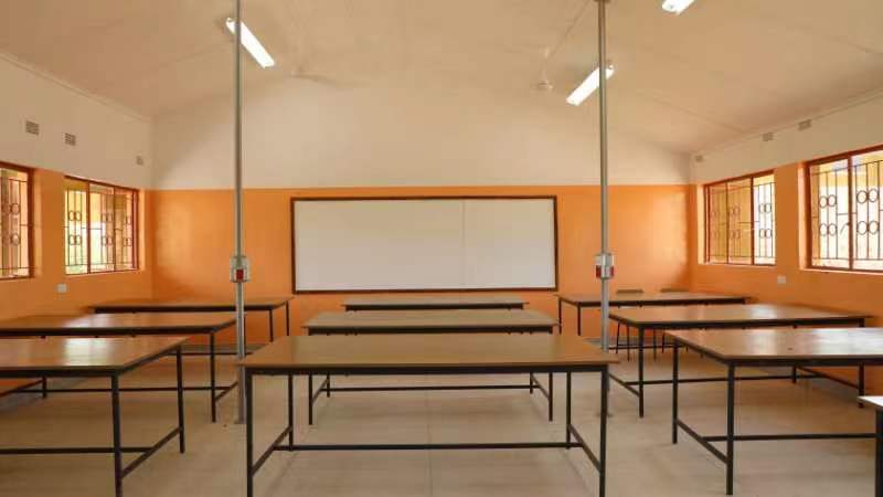 寬敞明亮的教室。主辦方供圖