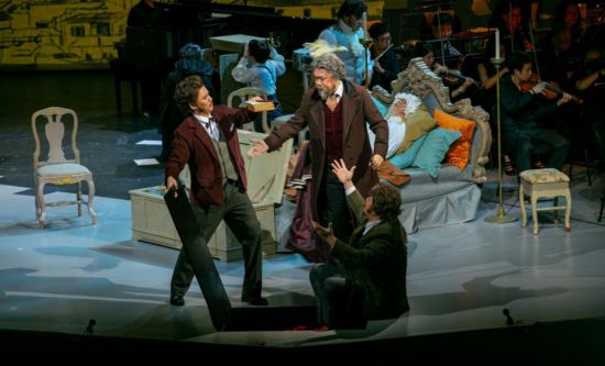 圖為《賈尼·斯基基》劇照。（中國(guó)國(guó)家大劇院供圖）