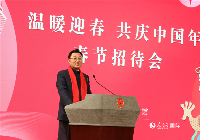 中國駐美國大使謝鋒發(fā)表致辭，向全體在美同胞致以親切問候。人民網(wǎng)記者 李志偉攝