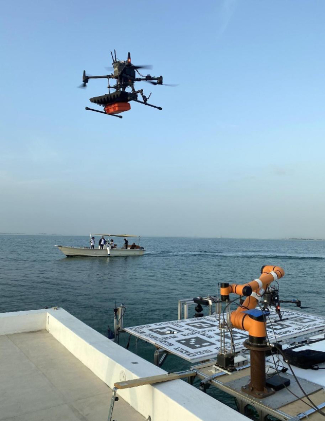 圖為飛鷹隊(duì)在比賽中。北京理工大學(xué)供圖