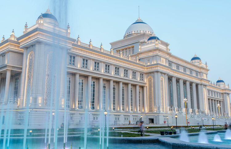 第1視點丨這兩座大樓，見證著中塔友誼