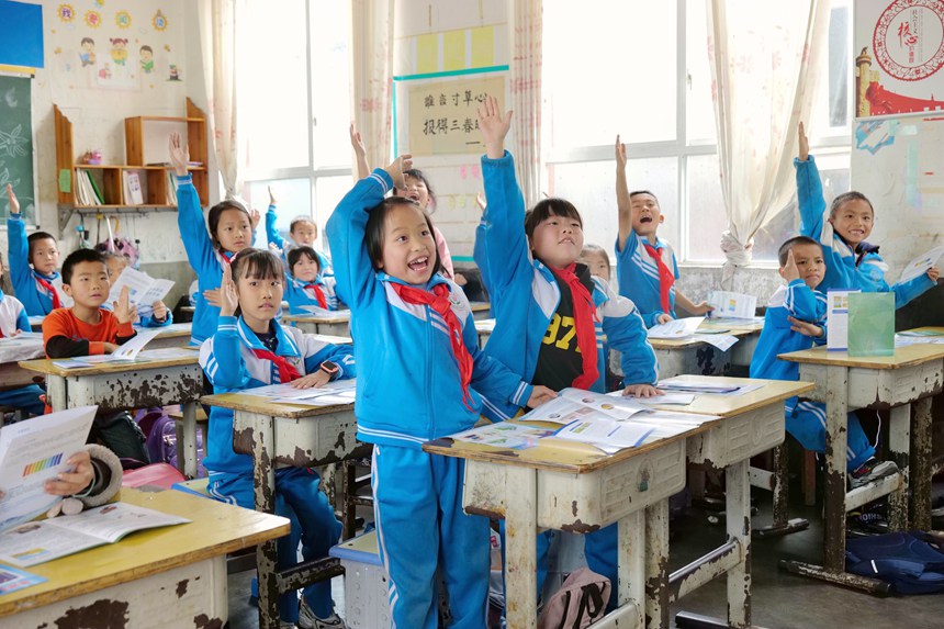 互動(dòng)問(wèn)答環(huán)節(jié)，同學(xué)們正在踴躍答題。