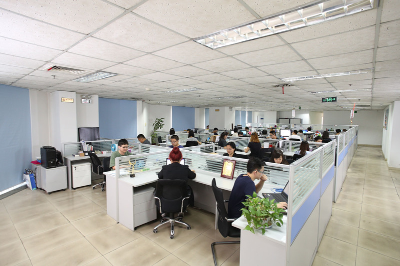 天津國舜信息技術(shù)有限公司研發(fā)團(tuán)隊由年輕人組成，為企事業(yè)單位和重大活動提供網(wǎng)絡(luò)安全技術(shù)保障服務(wù)。河?xùn)|區(qū)供圖