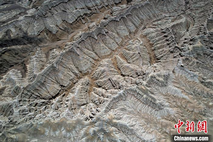 4月5日，西藏阿里札達土林。(無人機照片) 李林 攝