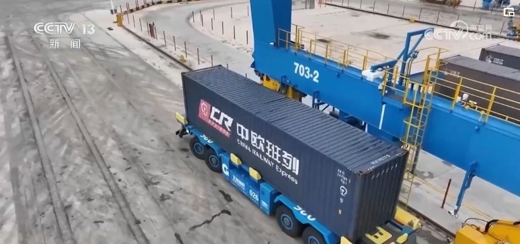 便企服務(wù)實(shí)打?qū)?為企業(yè)“出?！北ｑ{護(hù)航 經(jīng)濟(jì)發(fā)展“添”動(dòng)力