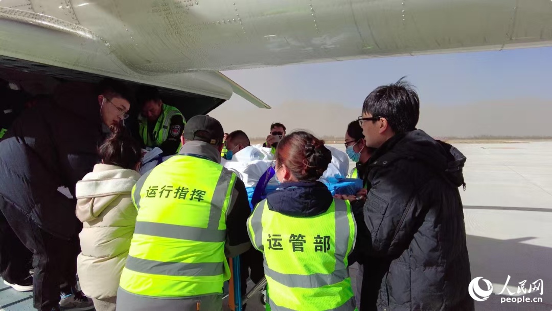 震中日記｜“謝謝，曼巴啦！”