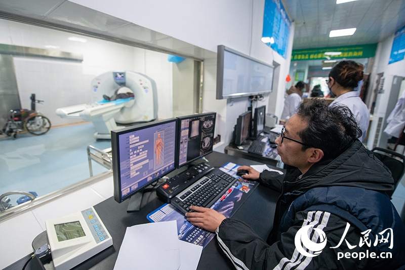 震中日記｜“謝謝，曼巴啦！”