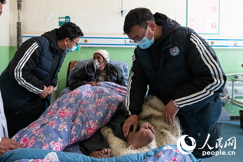 震中日記｜“謝謝，曼巴啦！”