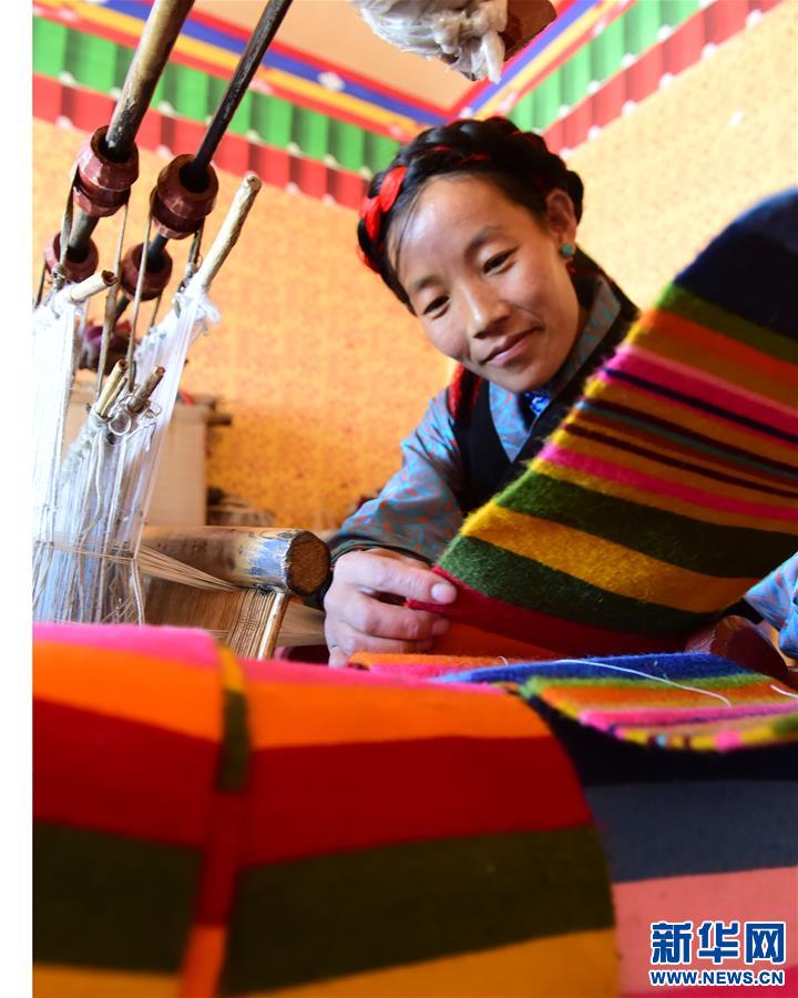 (脫貧攻堅)(2)西藏日喀則:建檔立卡貧困戶住進新村