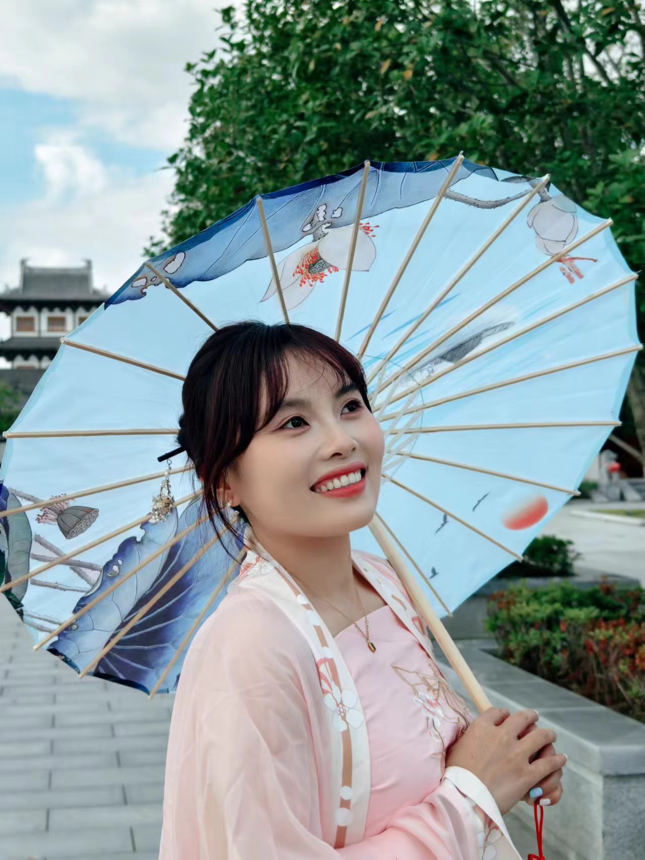 【2024打卡中國(guó)】穿越時(shí)空的對(duì)話(huà):外國(guó)網(wǎng)紅探索包公故里文化園(組圖)_fororder_微信圖片_20240923164150