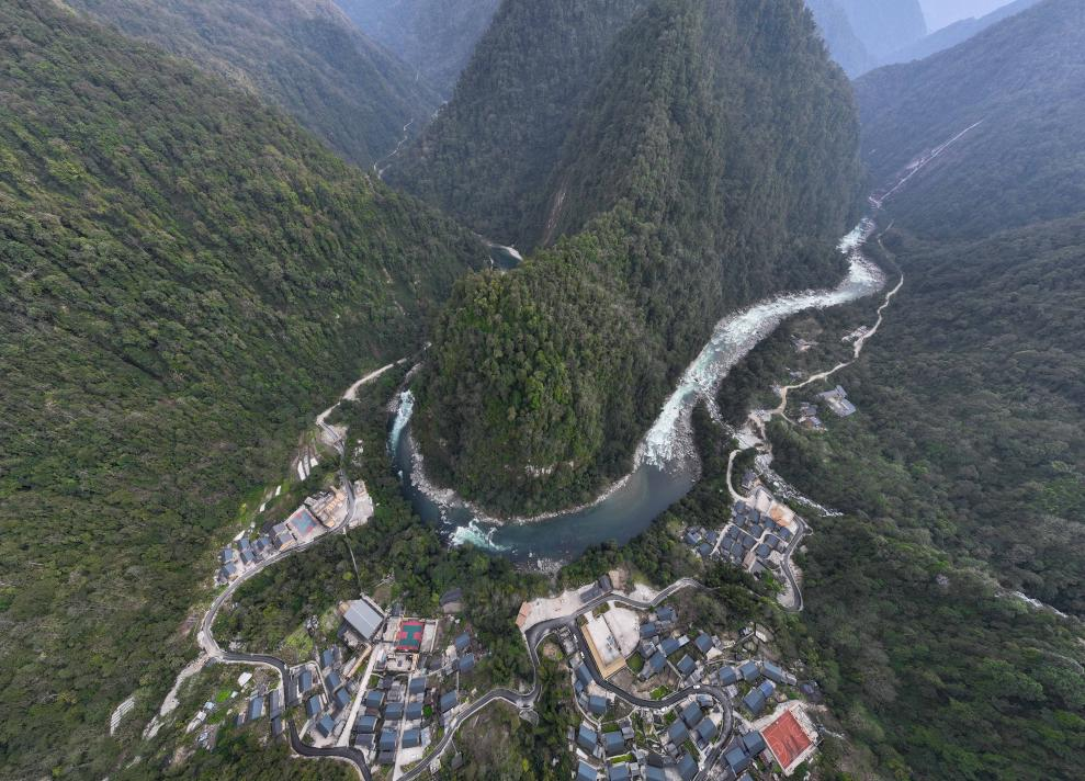 2023年3月10日，獨(dú)龍江航拍。