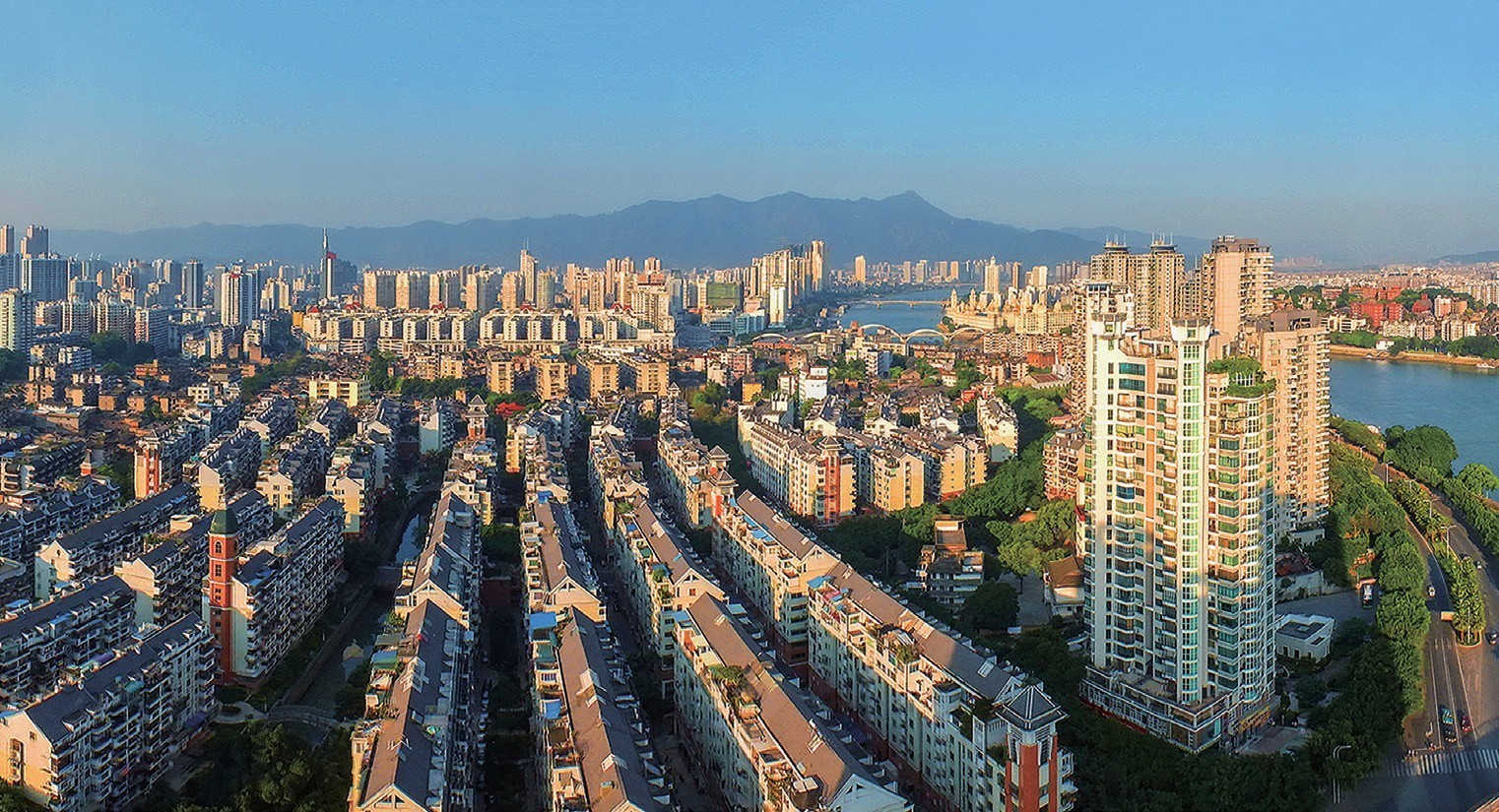 2018年，福州市臺(tái)江區(qū)蒼霞新城，高樓拔地而起，舊貌換新顏。