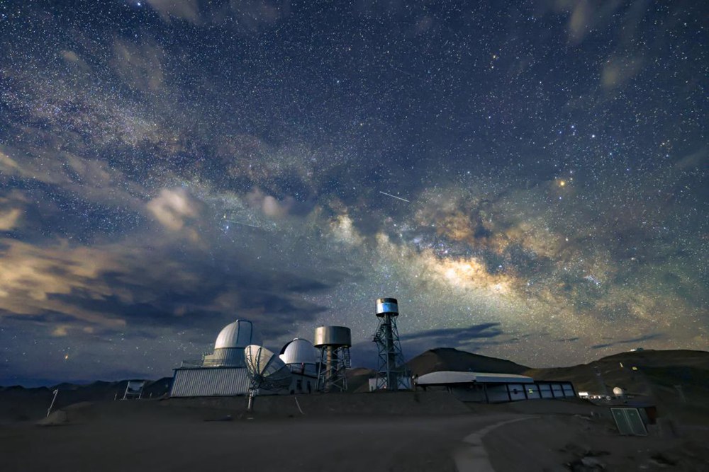 絕美暗夜星空。貢覺群培攝