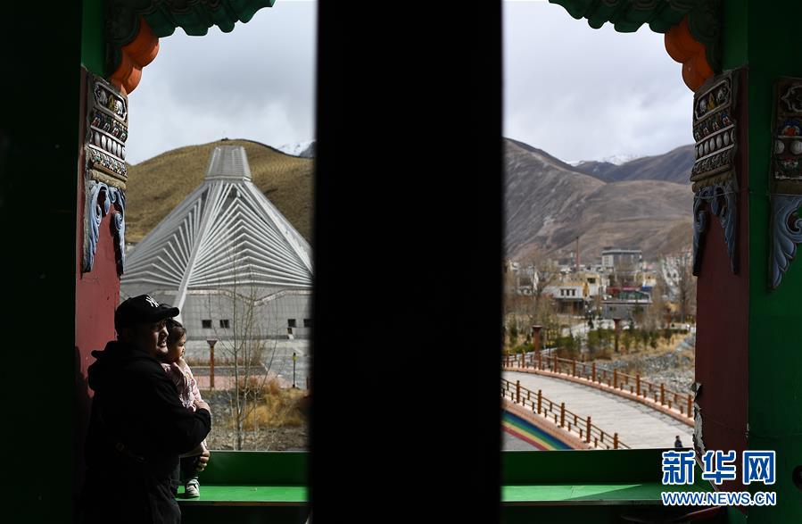 (玉樹抗震救災(zāi)10周年·圖片故事)(6)才仁俄賽與他的“JoSai Pub”