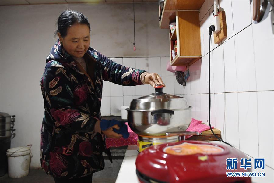 (全面建成小康社會(huì)“百城千縣萬村調(diào)研行”)(4)甘肅甘南:全域旅游助小康村加速發(fā)展