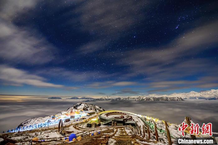 牛背山星空?！↑S業(yè)文 攝