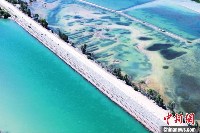 航拍貴德縣黃河?！●R銘言 攝