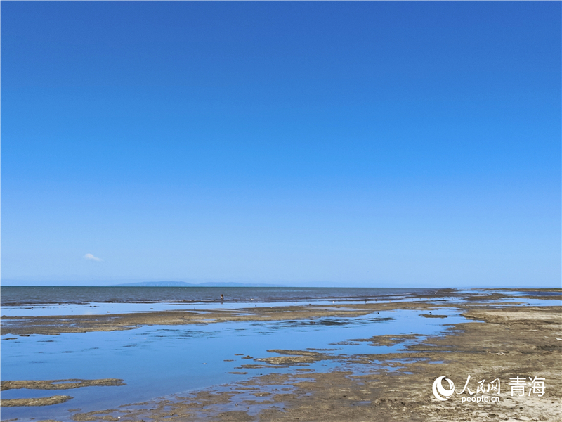   青海湖仙女灣。人民網(wǎng) 張莉萍攝