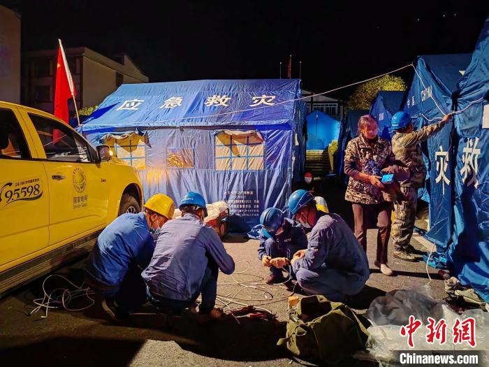 四川瀘定6.8級(jí)地震:震區(qū)21922戶已恢復(fù)供電