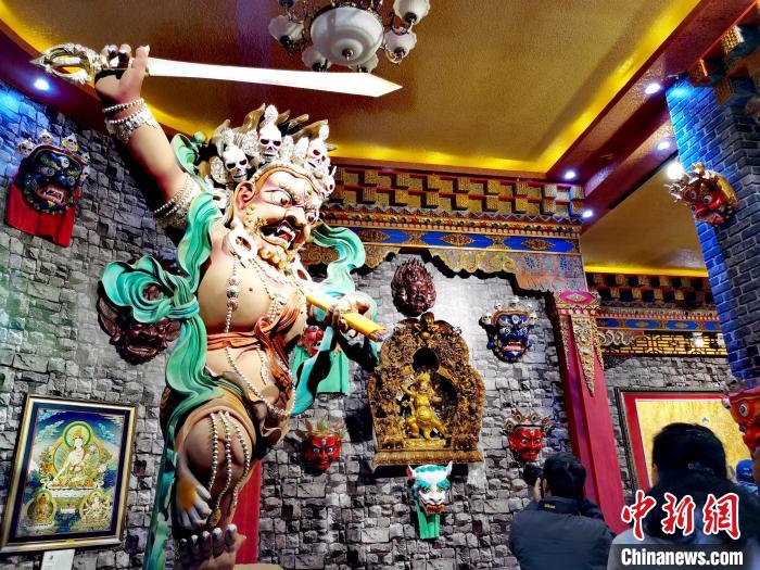 青?！敖鹕鹊亍睙嶝暎禾瓶ā⒛嗨荑矈Z目