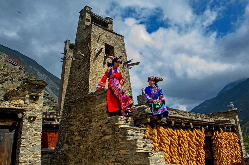 四川省阿壩州理縣桃坪村。四川省文旅廳供圖