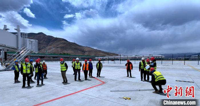 圖為驗收組驗收項目?！〉┰鐾?攝