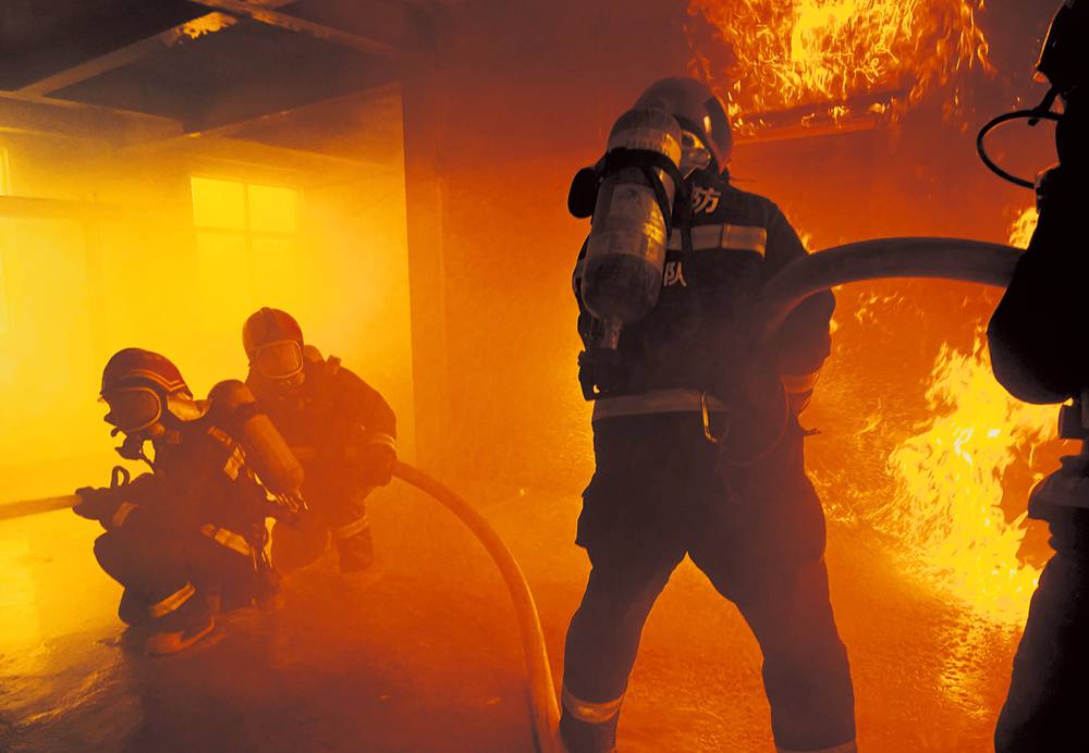 真煙真火，實(shí)戰(zhàn)演練。