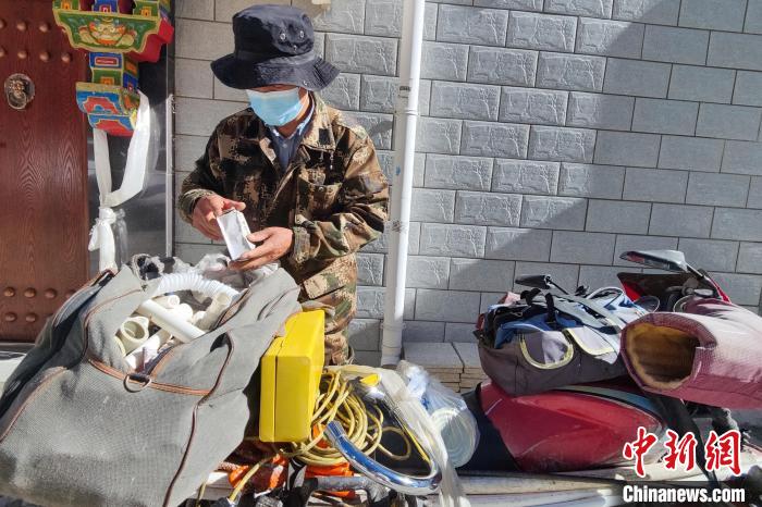 拉薩居民守望相助抗疫：大家的關(guān)系、距離更近了