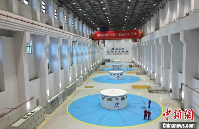 圖為水電站內部?！⊥趵凇z