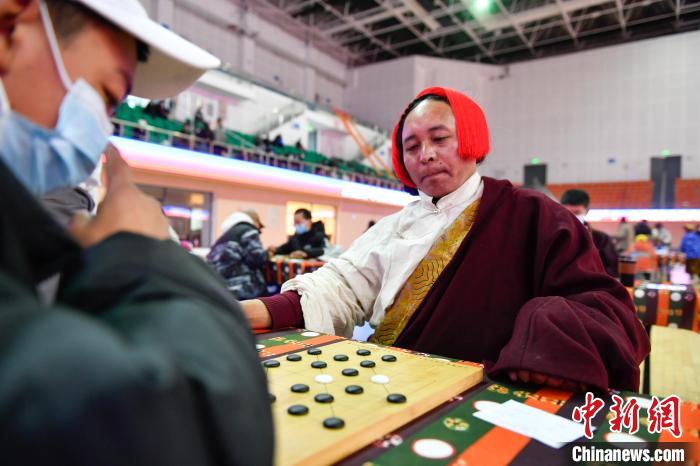 圖為比賽現(xiàn)場?！∝暩聛硭?攝