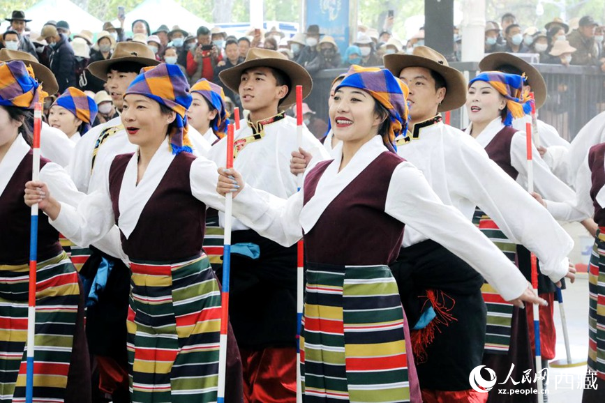 舞蹈《阿諧》。人民網(wǎng) 次仁羅布攝