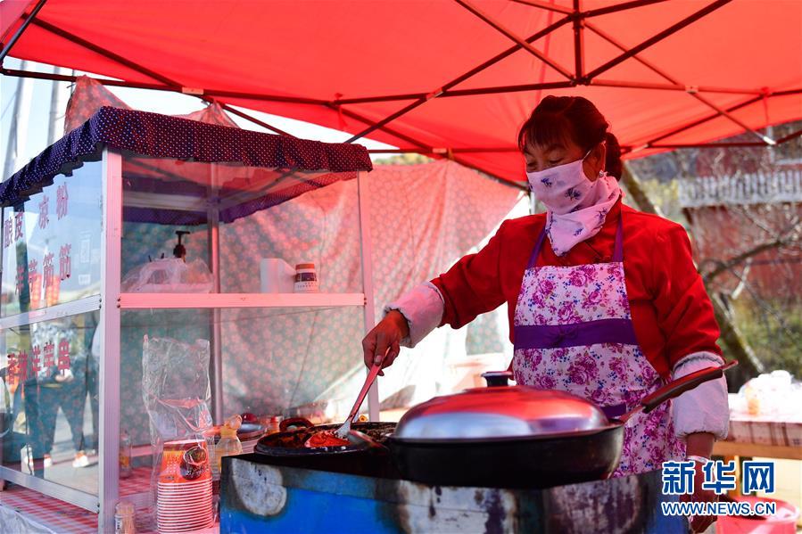 （全面建成小康社會(huì)“百城千縣萬(wàn)村調(diào)研行”·圖文互動(dòng)）（6）青?？?yáng)村：“光棍村”的華麗轉(zhuǎn)身